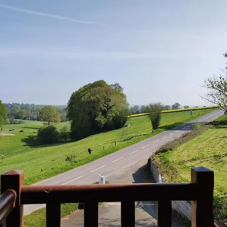 Lumineux Entree Privee Bocage Normand Lägenhet Moncy