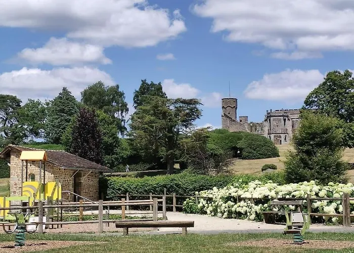 Equipe Au Sein D'une Fermette Apartment *