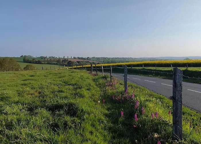Equipe Au Sein D'une Fermette